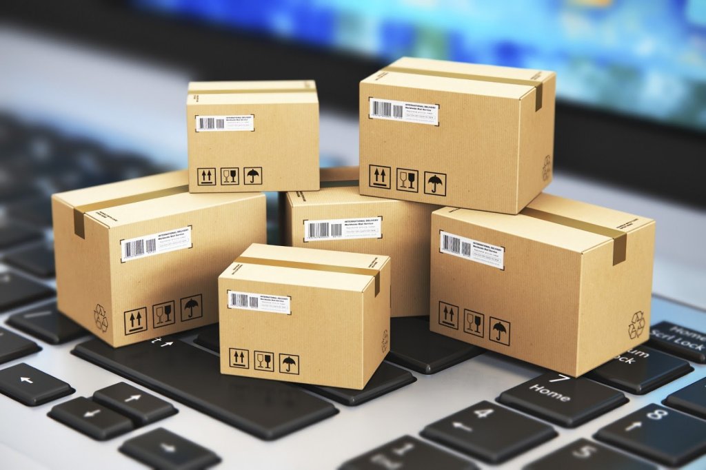 Features to Consider in an E-commerce Courier Service Dubai  